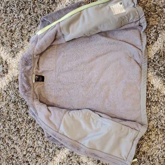 The North Face Kids Full Zip Fuzzy Jacket - Picture 5 of 11